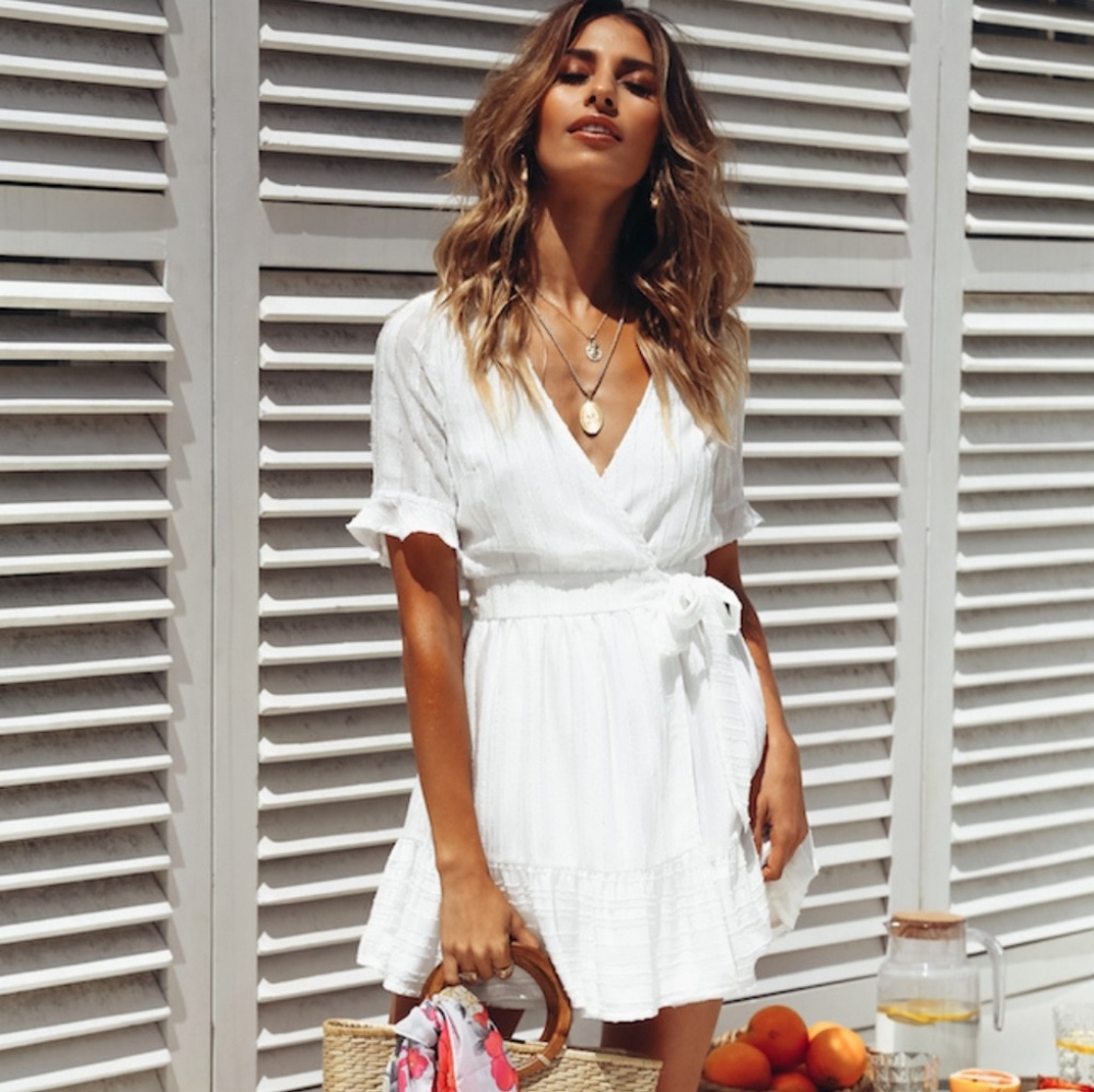 Hello Molly -waiting into find you dress